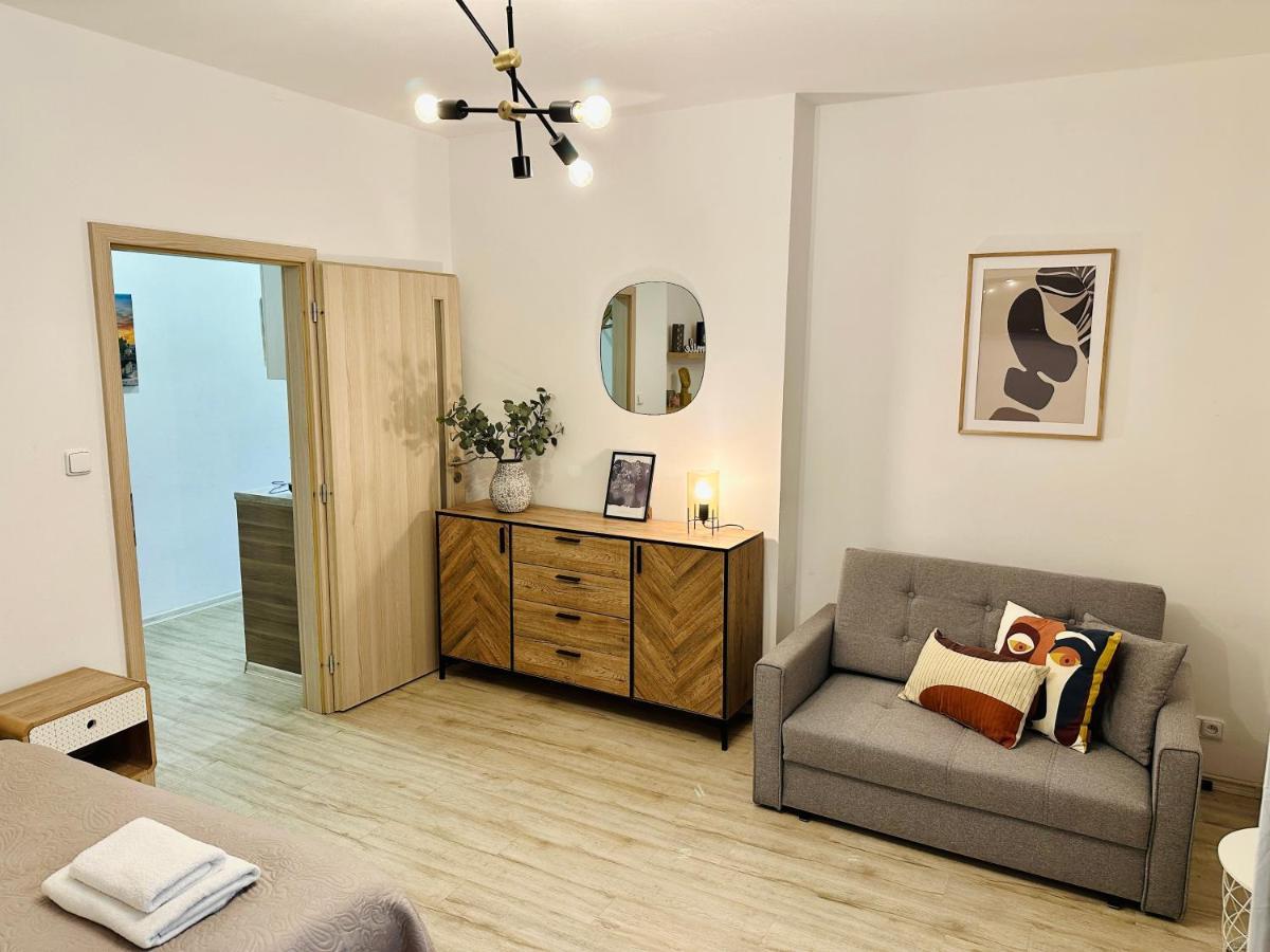 Nicelovely & Prague Apartment Dlouha Экстерьер фото
